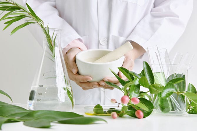 Materii prime, forme și produse fitofarmaceutice